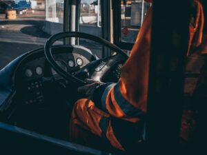 Transporte y seguridad vehicular laboral.jpg